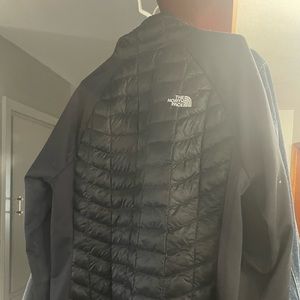 North face women’s xl jacket